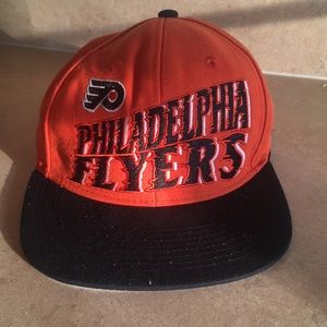 Vintage CCM Philadelphia Flyers Hat